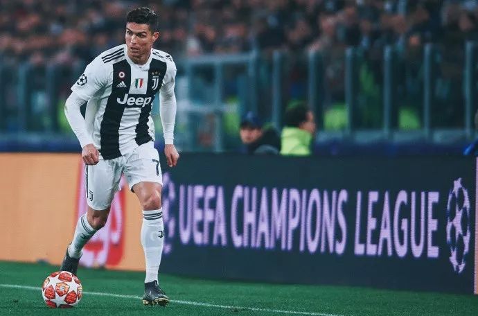 转会至巴黎 转会至巴黎