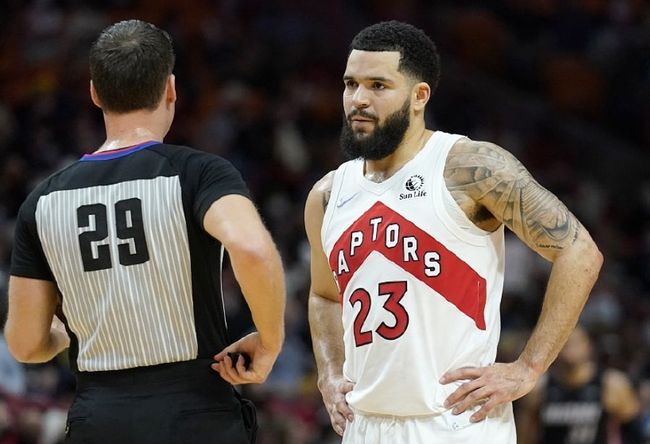 尔的夹击 尔的夹击