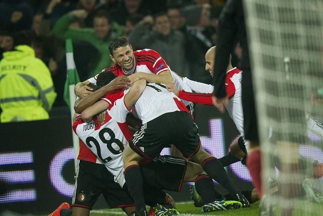 蓝鹰在探索 蓝鹰在探索