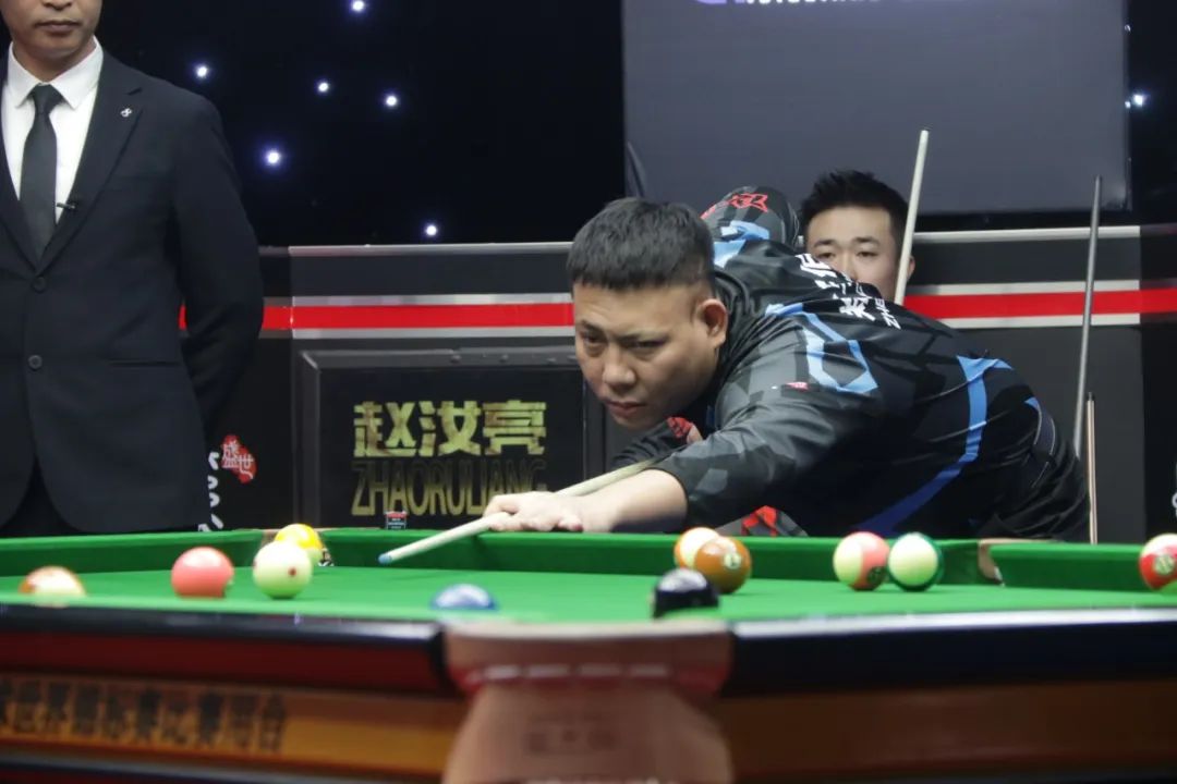 甲联赛中 甲联赛中