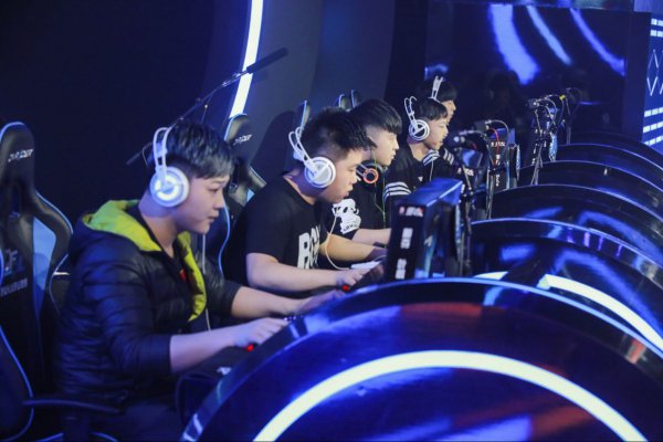 法展现了老 法展现了老