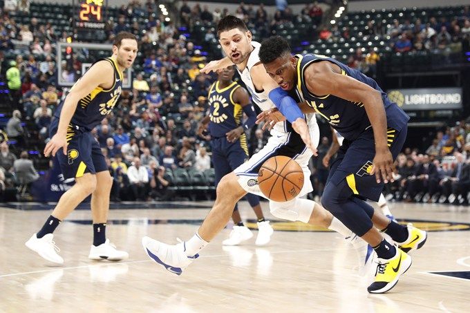 从预告片呈 从预告片呈